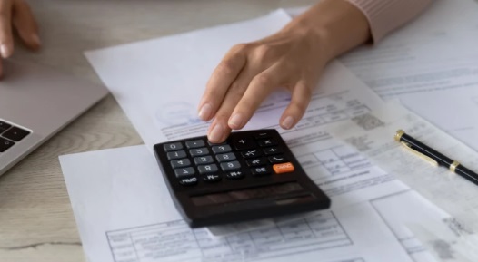 Copom reduz Selic para 14% ao ano e movimenta economia brasileira