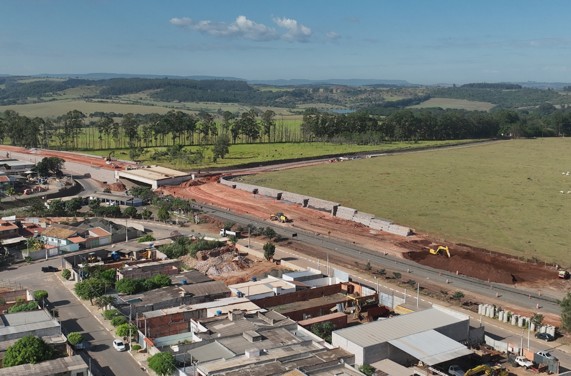 Região Campo Belo Campinas - Rodovia Engenheiro Miguel Melhado Campos (SP-324), que conecta Campinas ao Aeroporto de Viracopos
