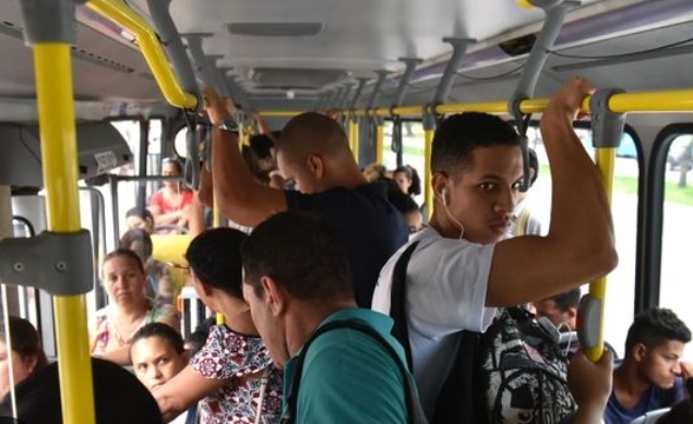 Moradores do Campo Belo Denunciam Superlotação no Transporte