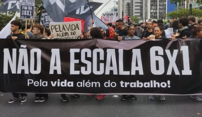 Comissão especial tem dia decisivo para votação de parecer sobre escala 6×1