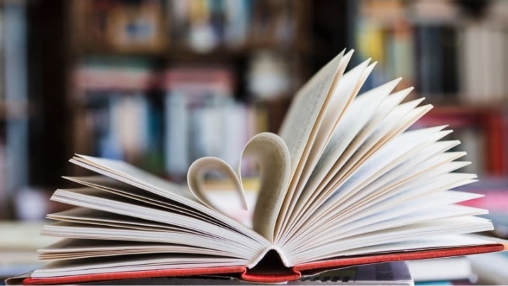 5ª Feira do Livro reúne mais de 100 autores e movimenta a cena cultural em São Paulo