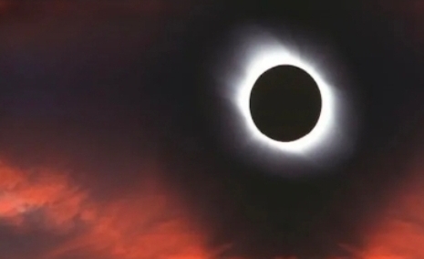 Eclipse solar total desperta a atenção de observadores em todo o mundo